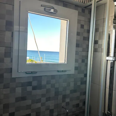 Stunning Location! 15m To * Mojacar